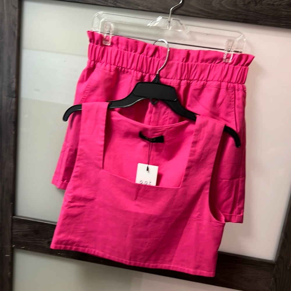 One Pretty Time Pink Short and Crop Top Set